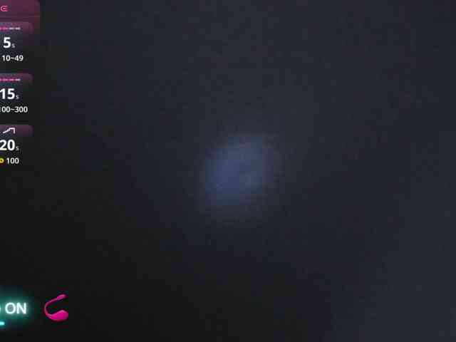 MiiaaCollinss webcam