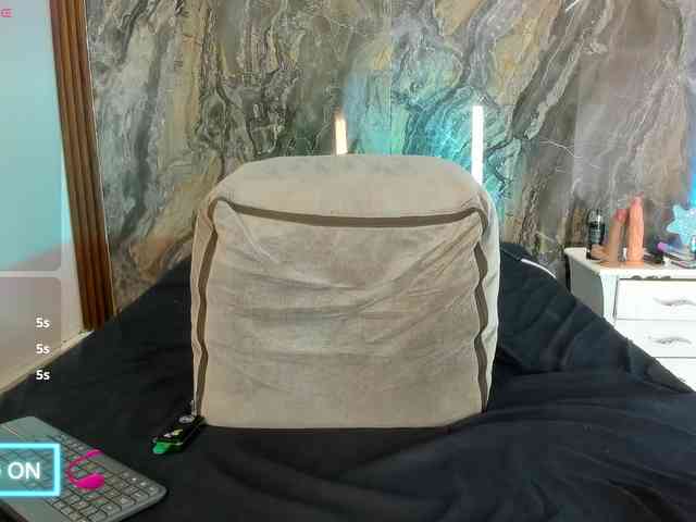 MiiaaCollinss MiiaaCollinss