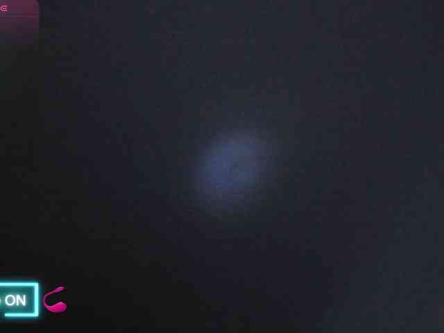 MiiaaCollinss webcam