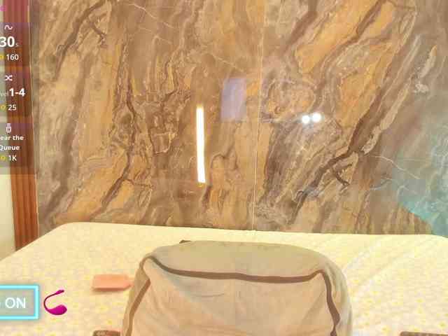 MiiaaCollinss MiiaaCollinss