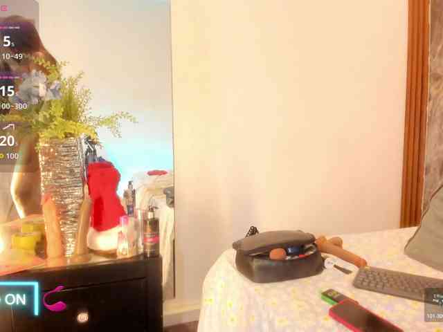 MiiaaCollinss MiiaaCollinss