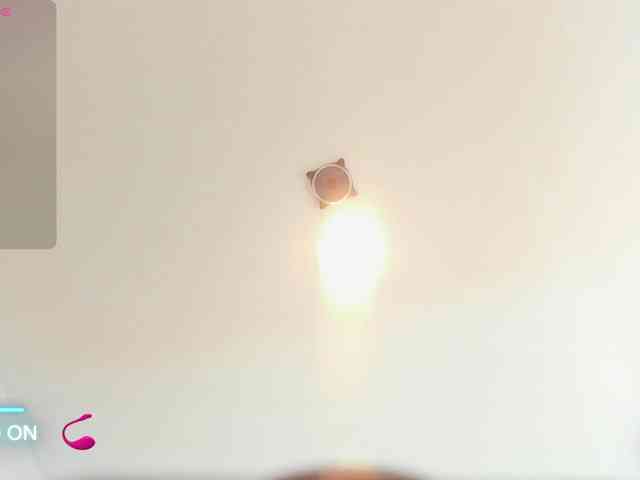 MiiaaCollinss webcam