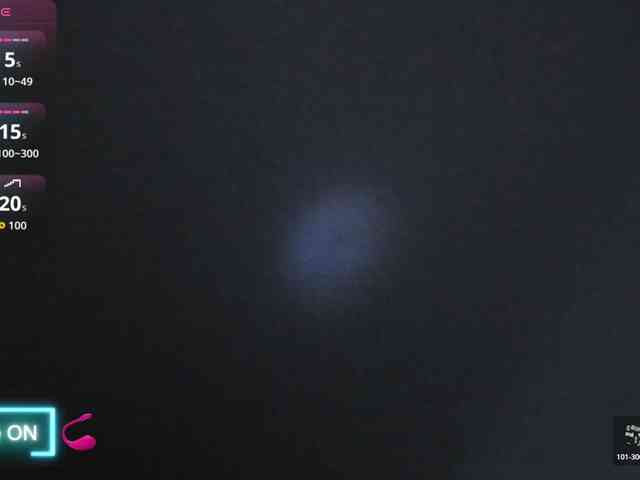 MiiaaCollinss webcam