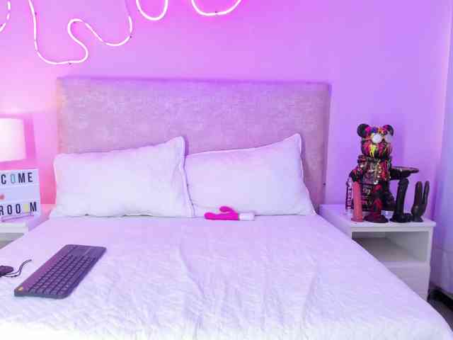 EmmaRae149 webcam