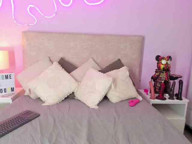 EmmaRae149 webcam