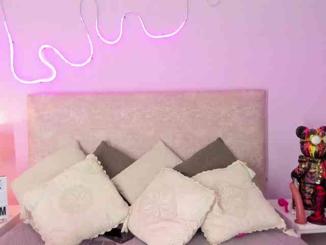 EmmaRae149 webcam