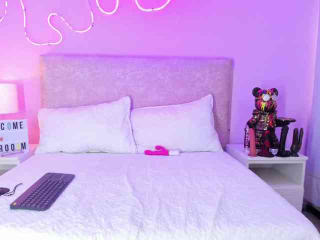 EmmaRae149 webcam