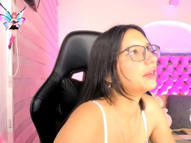 luniverse's BongaCams show and profile