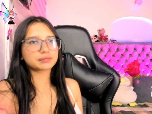 luniverse's BongaCams show and profile