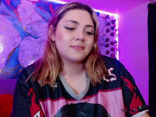 mia-rouge webcam