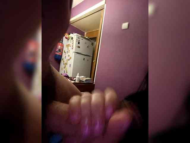 MilaMaks webcam