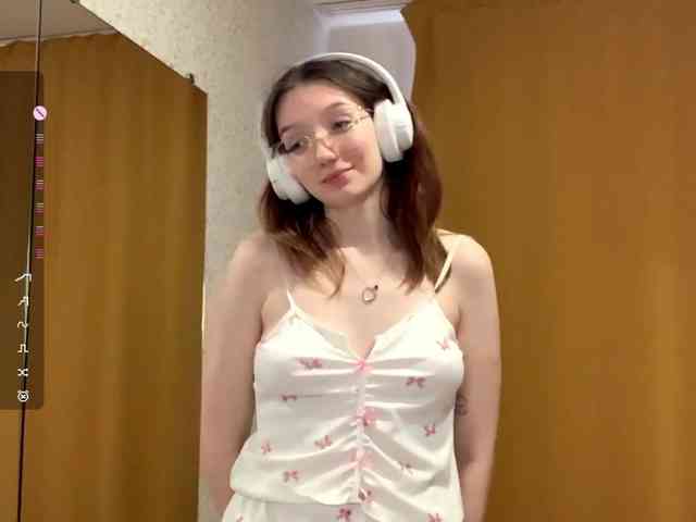 KarolineZarro webcam