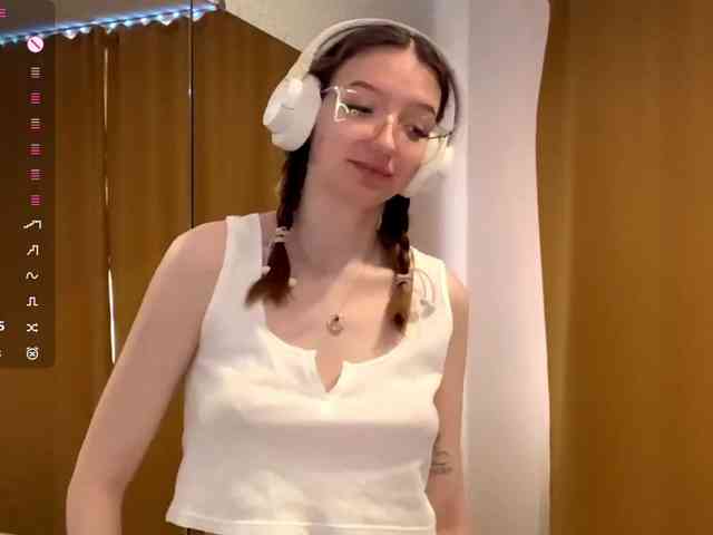 KarolineZarro webcam