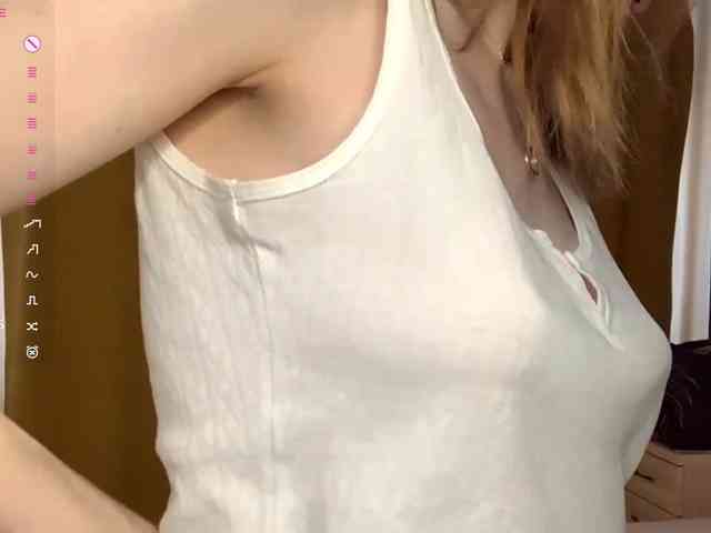KarolineZarro webcam