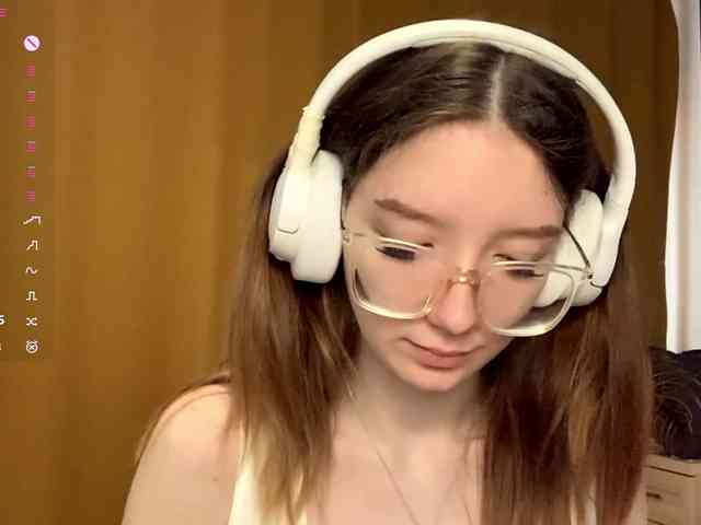 KarolineZarro webcam