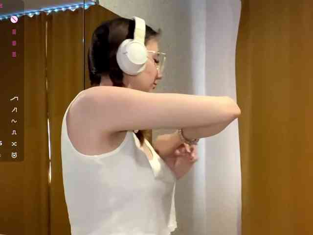 KarolineZarro webcam