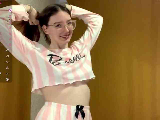 KarolineZarro webcam