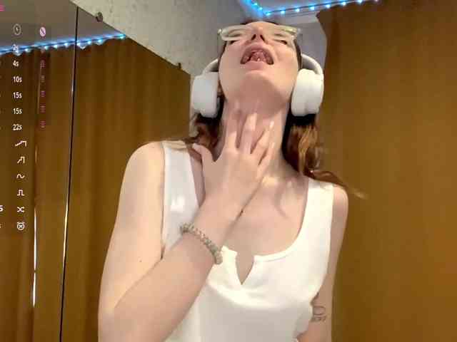 KarolineZarro webcam