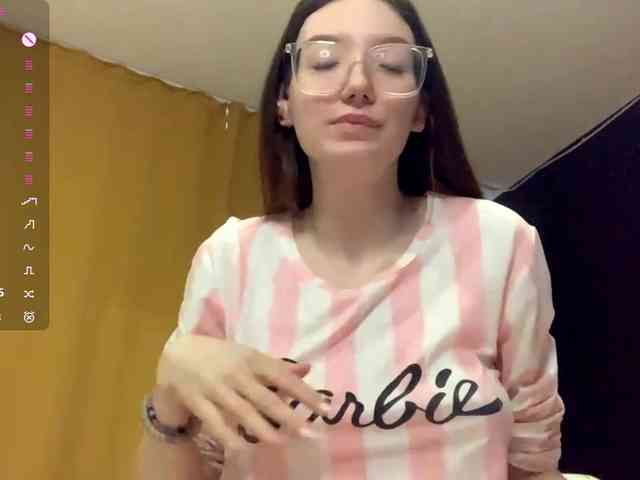 KarolineZarro webcam