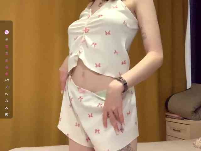 KarolineZarro webcam