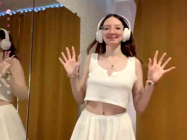 KarolineZarro webcam
