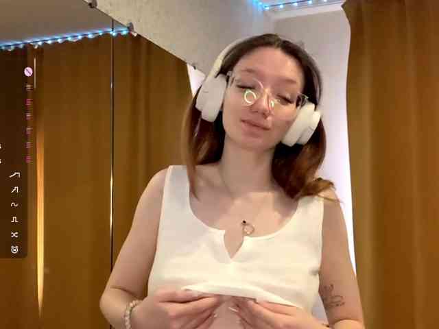 KarolineZarro webcam