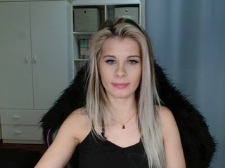KristineNatural Porn Show