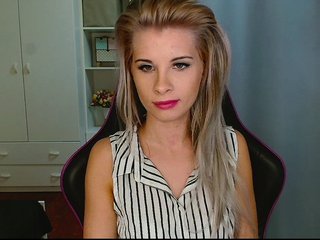 KristineNatural Porn Show