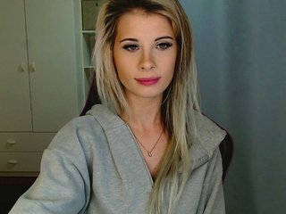 KristineNatural Porn Show