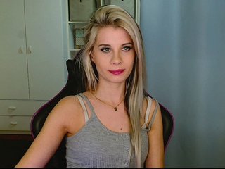 KristineNatural Porn Show