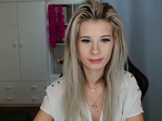 KristineNatural Porn Show