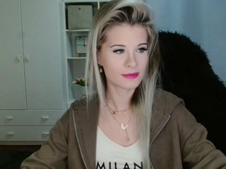 KristineNatural Porn Show