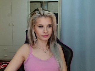 KristineNatural Porn Show