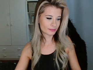 KristineNatural Porn Show