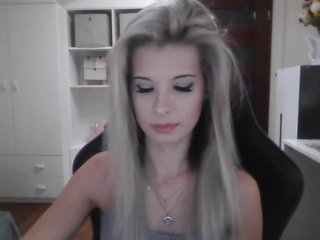 KristineNatural Porn Show