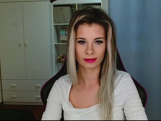 KristineNatural Porn Show