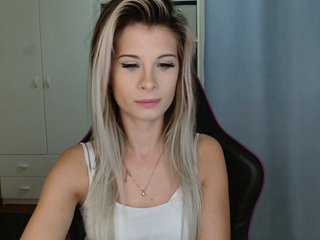 KristineNatural Porn Show