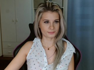 KristineNatural Porn Show