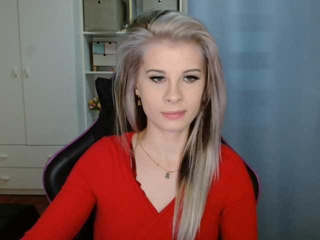 KristineNatural's BongaCams show and profile