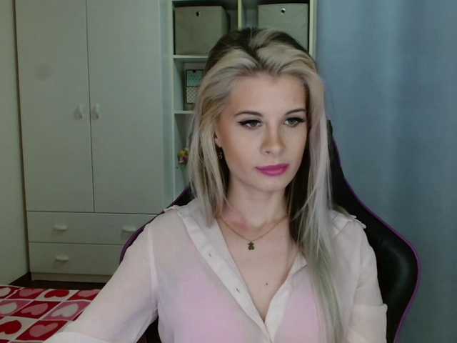 KristineNatural from BongaCams