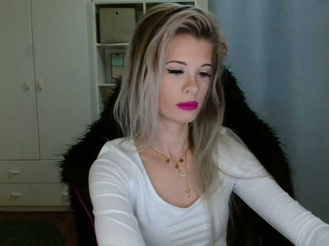  KristineNatural chat room