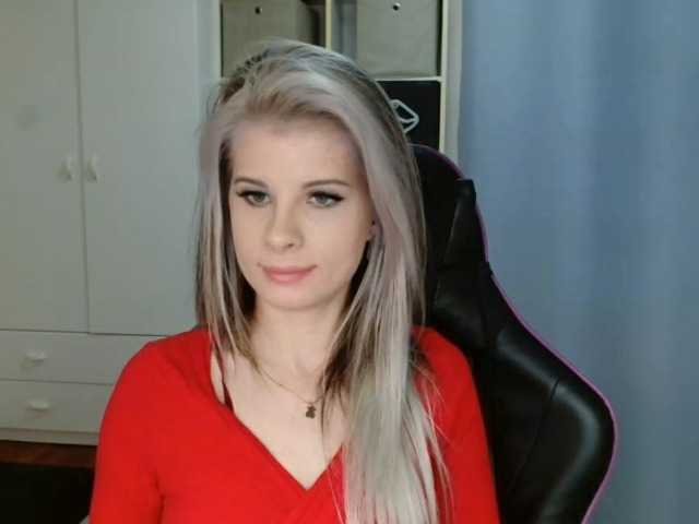 KristineNatural's BongaCams show and profile