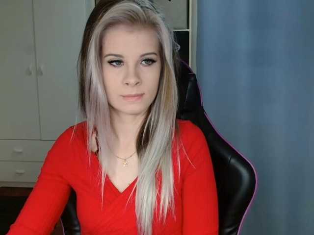 KristineNatural's BongaCams show and profile