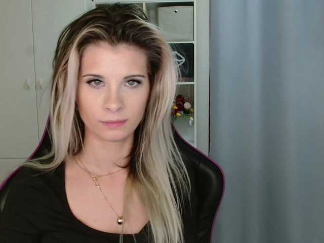 KristineNatural's BongaCams show and profile