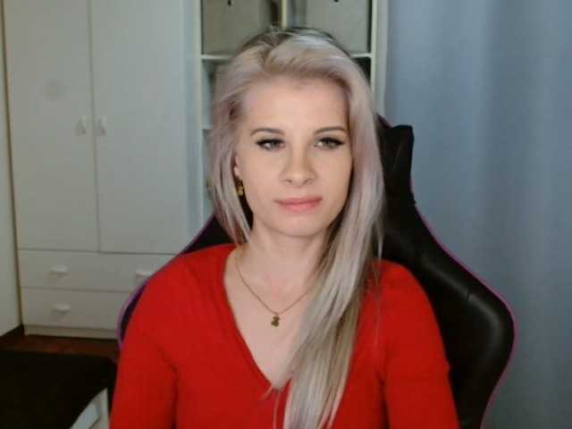 KristineNatural webcam