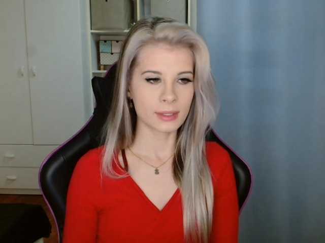 KristineNatural's BongaCams show and profile