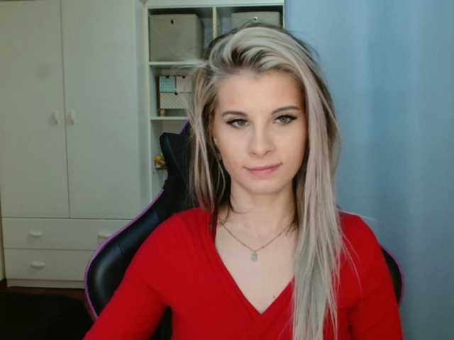 KristineNatural's BongaCams show and profile