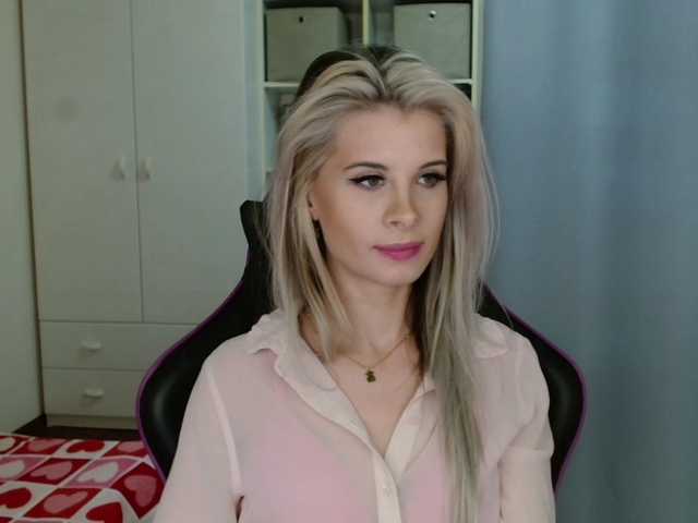 KristineNatural from BongaCams is Freechat