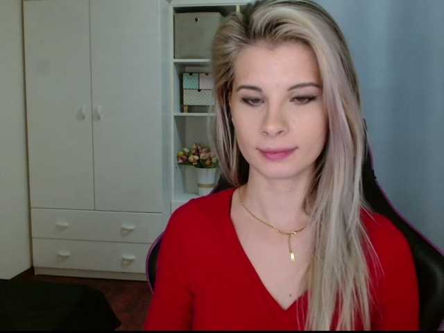 KristineNatural's BongaCams show and profile