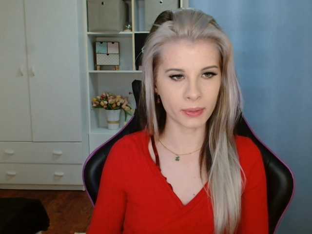 KristineNatural's BongaCams show and profile